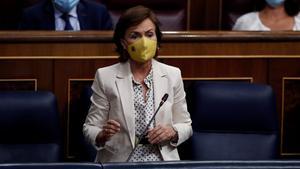 La vicepresidenta primera del Gobierno, Carmen Calvo, este 9 de septiembre en el pleno del Congreso. 