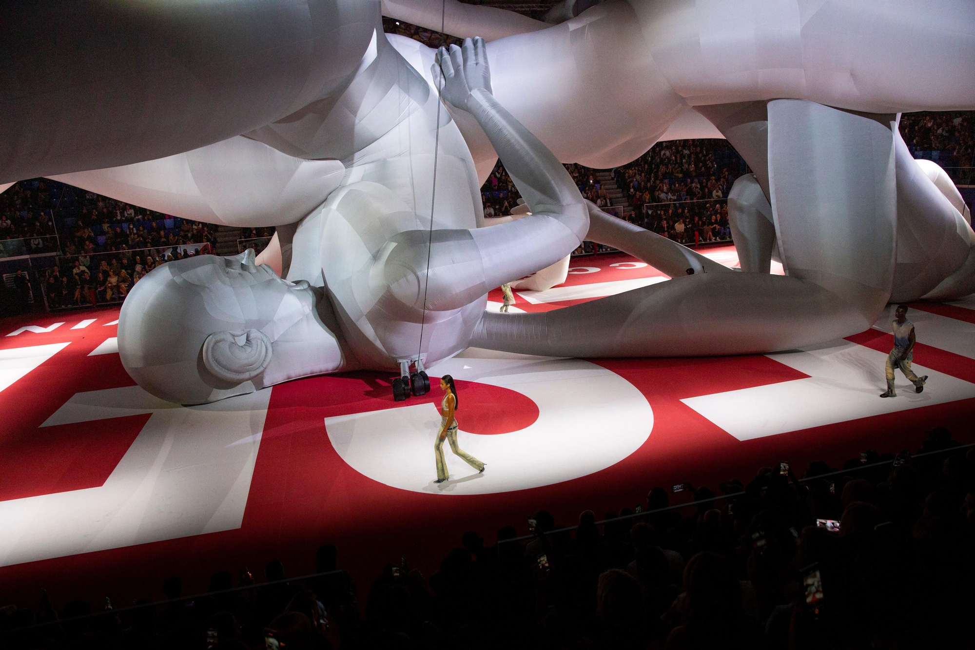 Desfile diesel milan primavera verano 2023