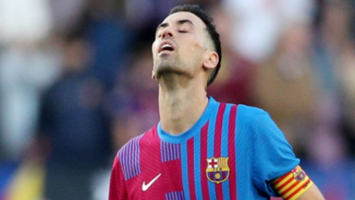 Sergio Busquets, cerca de finalizar etapa con el Barça