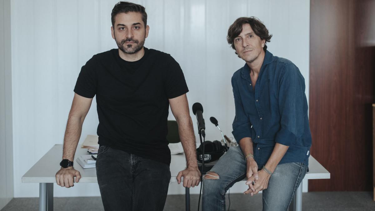 Alberto Ortega y Charlie Arnaiz, creadores de la docuserie 'Supergarcía'.