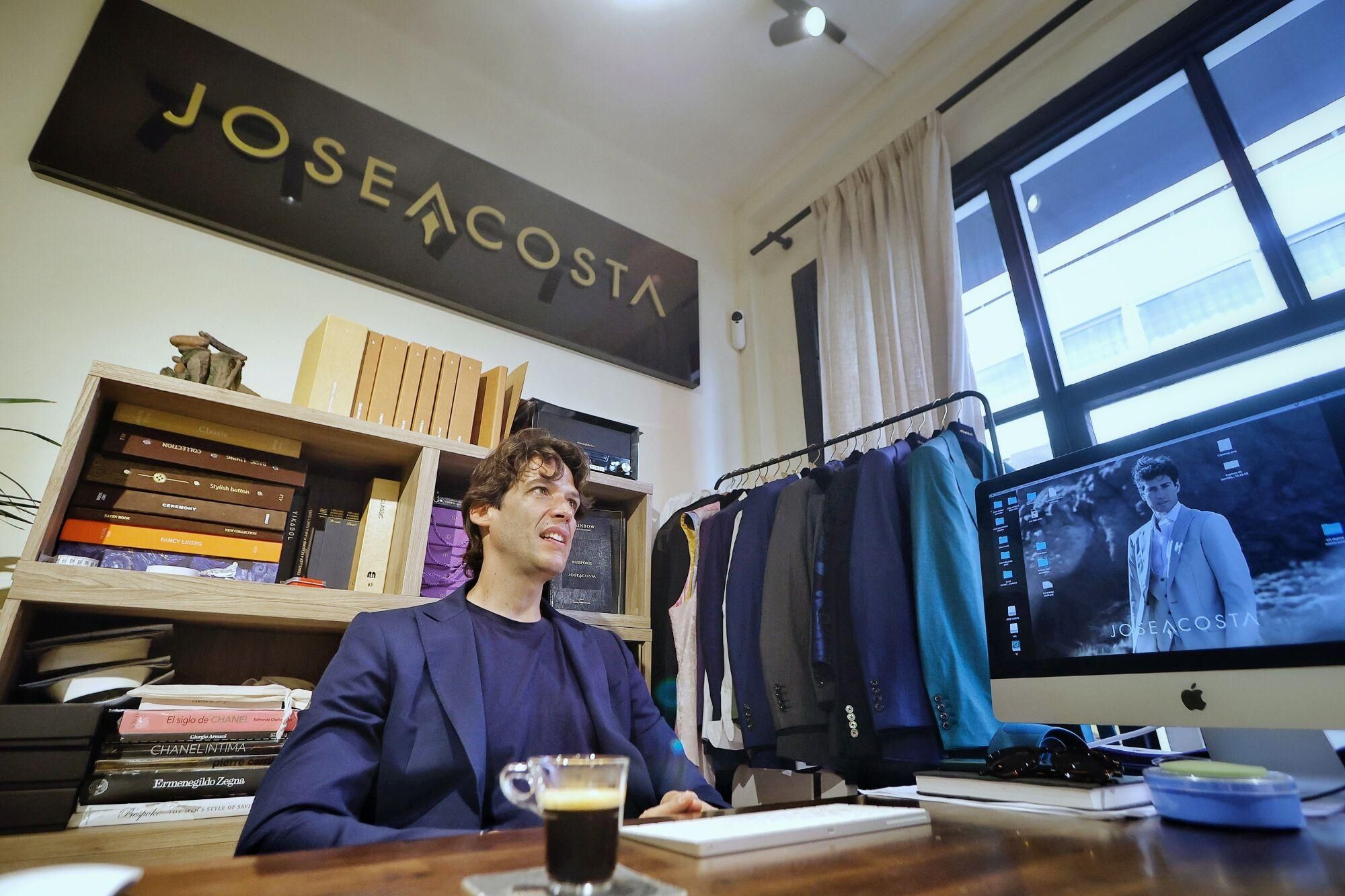 El diseñador tinerfeño José Acosta