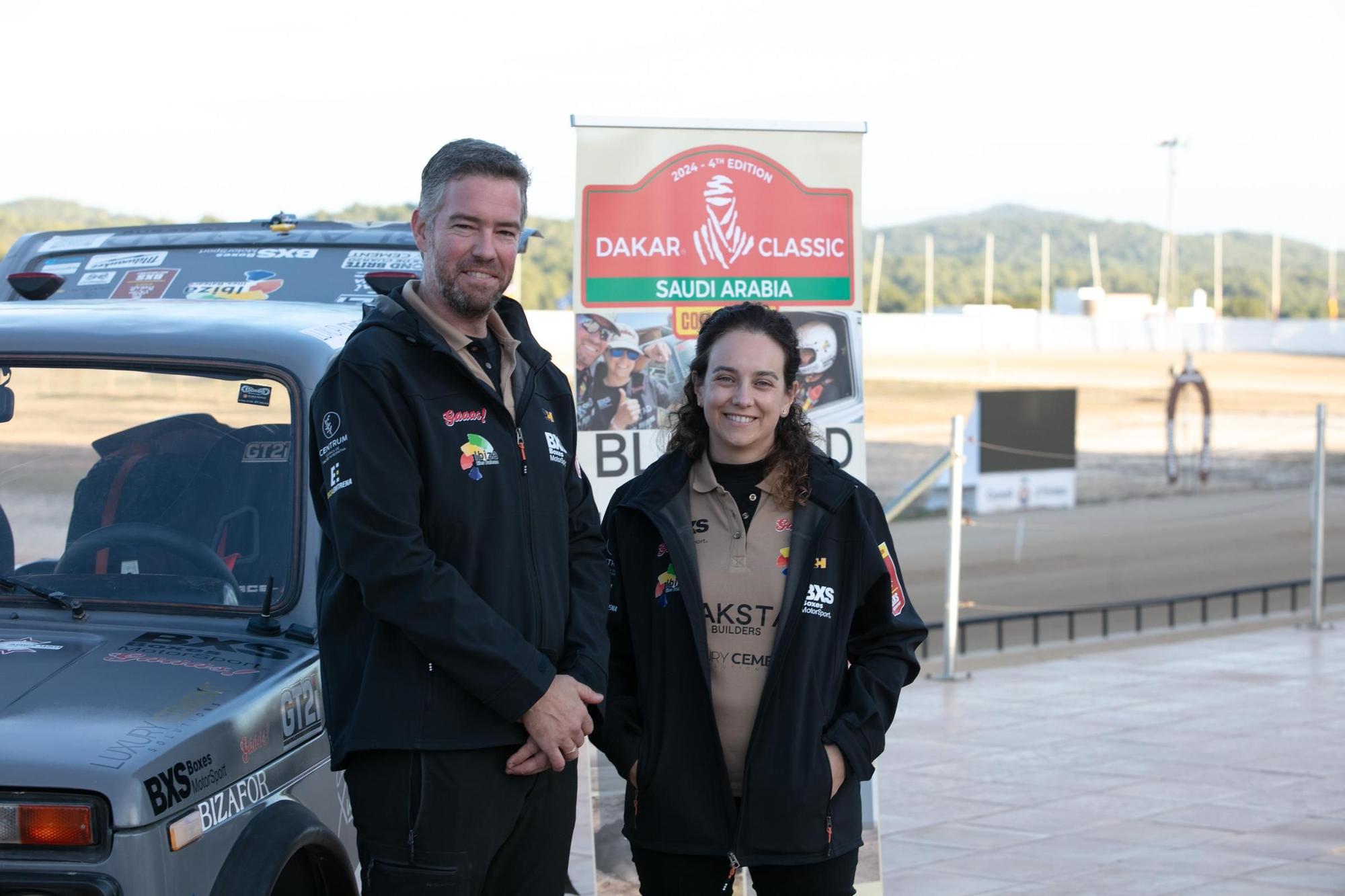 Descubre las fotos de la presentación de los corredores del Dakar en el hipódromo de Sant Rafel