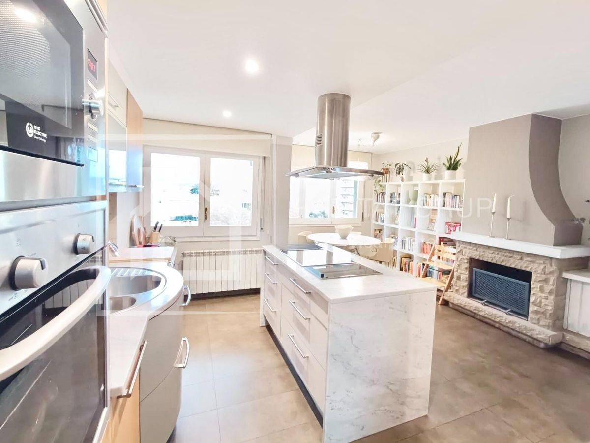 Cocina piso Girona
