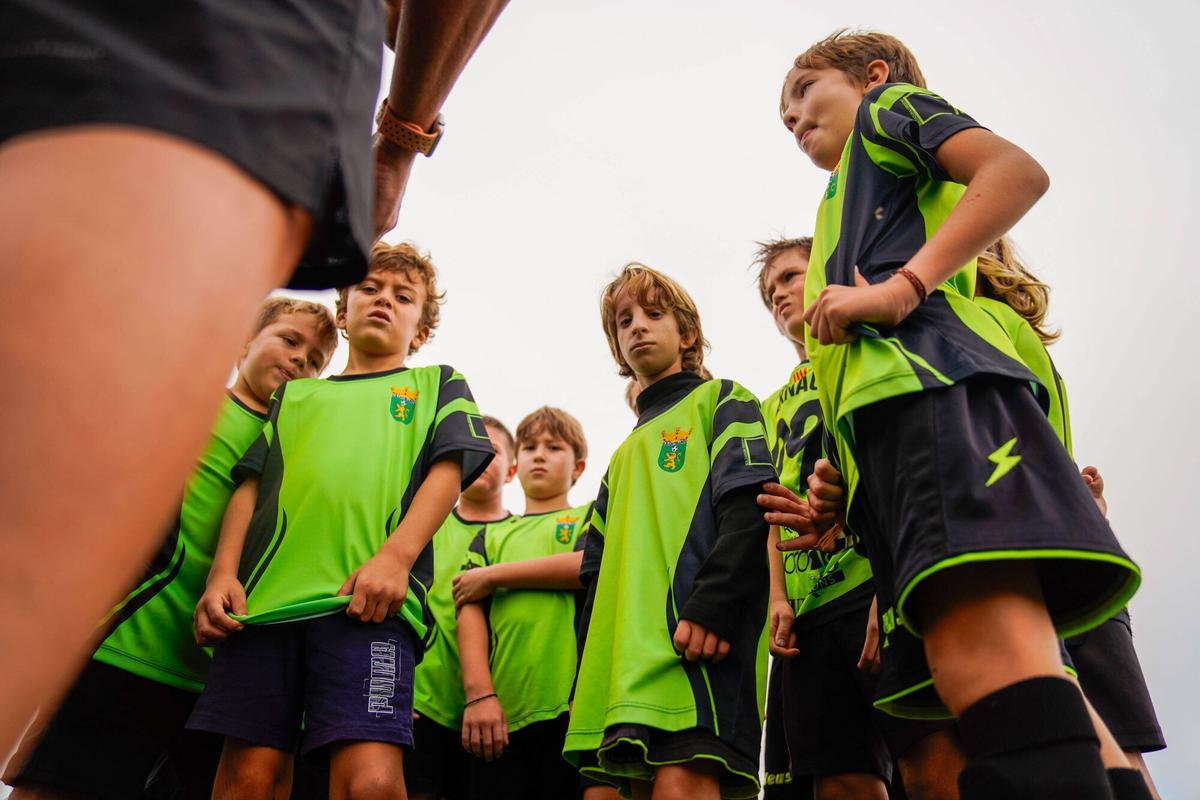 Imatges del Luca Pascual Pardo i el seu debut amb el Castellnou de futbol sub-9 Imatges del Luca Pascual Pardo i el seu debut amb el Castellnou de futbol sub-9