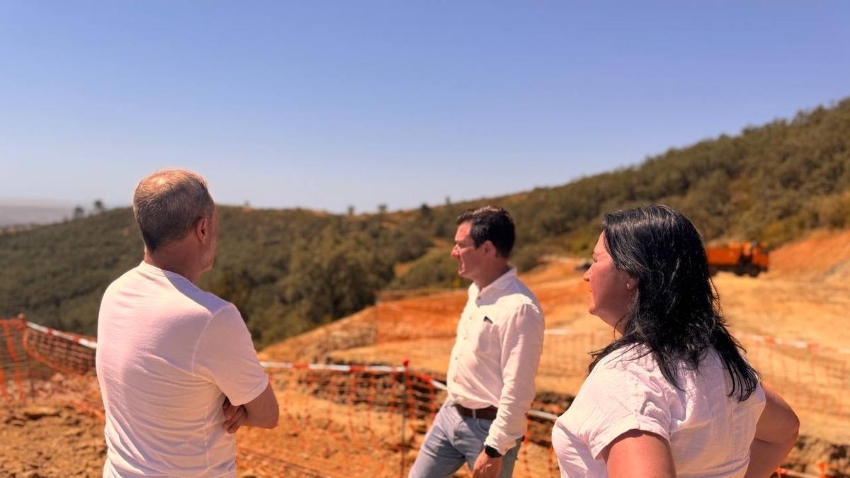 Galería | Visita a las obras de la carretera de Berzocana a Logrosán