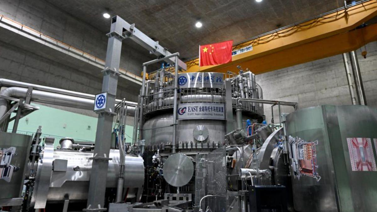 Imagen del Experimental Advanced Superconducting Tokamak (EAST), el “Sol artificial chino”, en Hefei, provincia de Anhui.