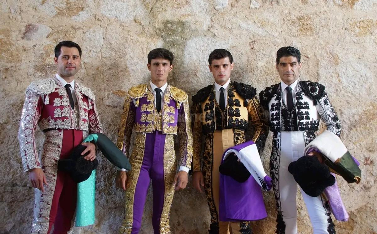Gómez Pascual, con sus compañeros de cuadrilla el pasado sábado en la plaza de toros de Zamora.