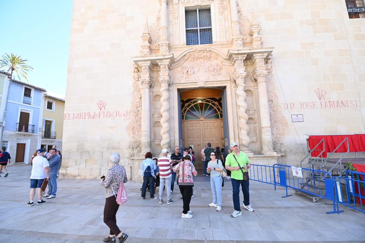 Así se vive el último día de Santa Faz en Alicante