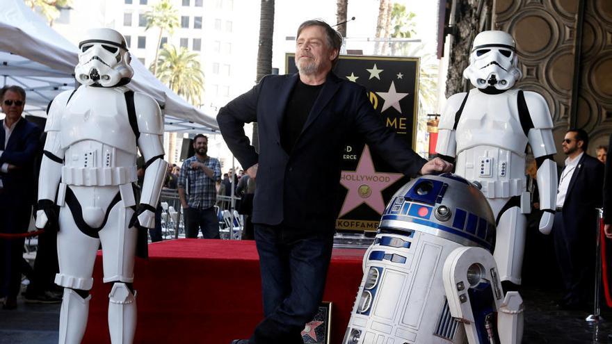 Mark Hamill compara a Donald Trump con Darth Vader.