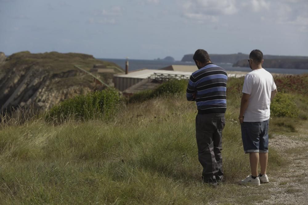 Segundo día del operativo de búsqueda en Salinas y Arnao de la mujer que cayó al mar mientras pescaba de madrugada