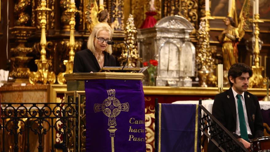 Ana María Criado exalta la figura del nazareno penitente