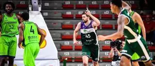 Dinamos Sassari - Unicaja (76-87): Victoria de tesón para abrir la BCL