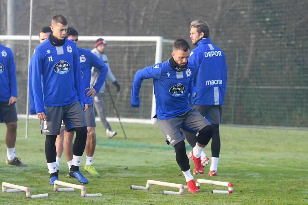 Última sesión del Dépor antes de jugar en Soria