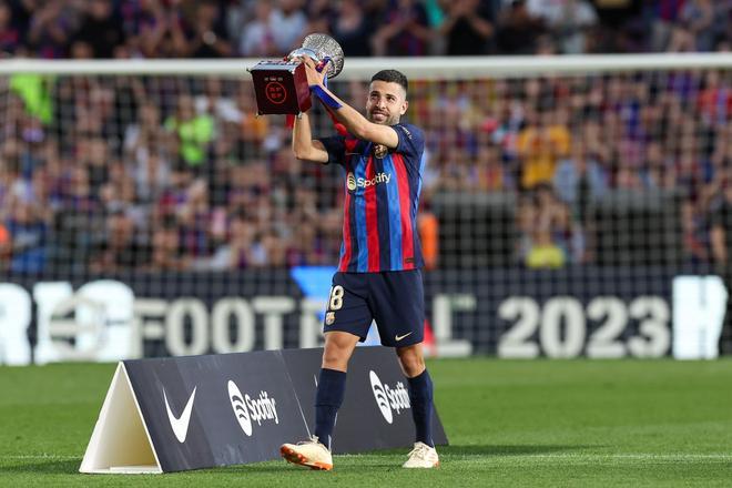 Las imágenes de la despedida de Jordi Alba, Busquets... ¡y el Camp Nou!