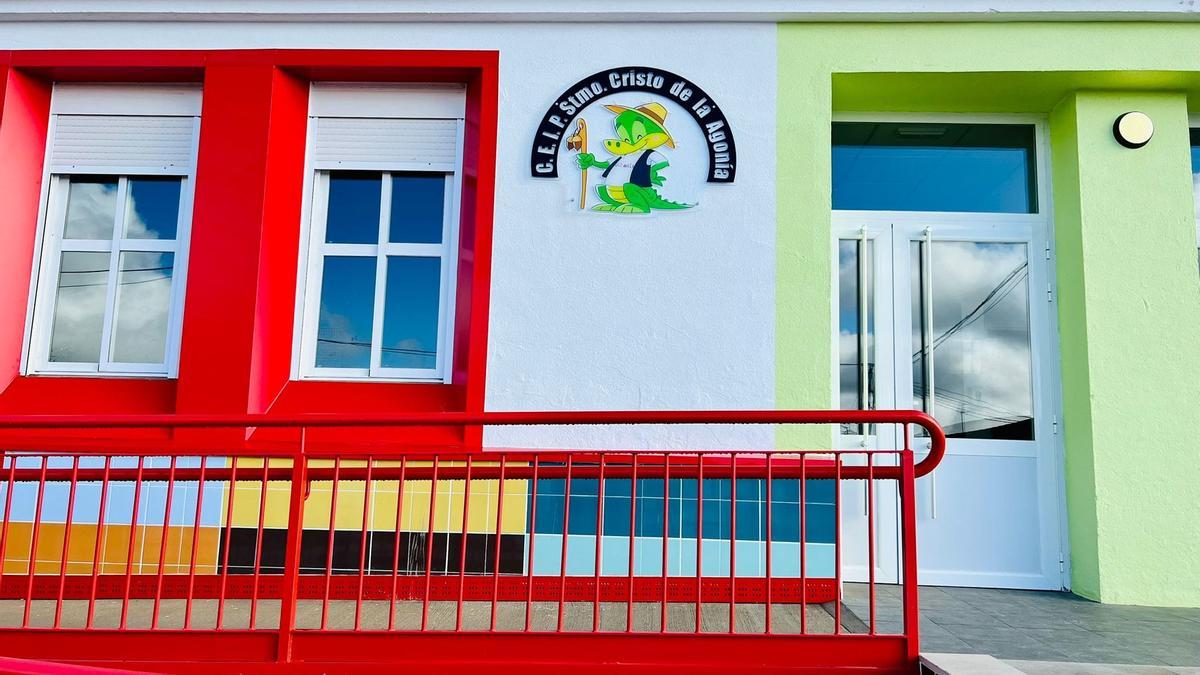 Entre las ayudas que da el ayuntamiento están las de los escolares.