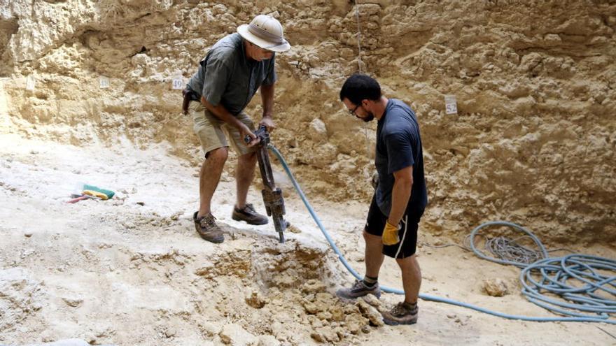 Eudald Carbonell lidera el projecte per reconstruir de la vida neandertal