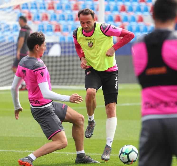 Pazzini regresa al grupo