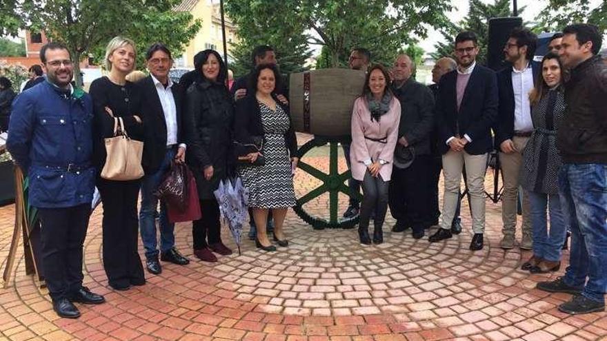 Miembros del Gobierno betanceiro, ayer, en los festejos de Bullas.