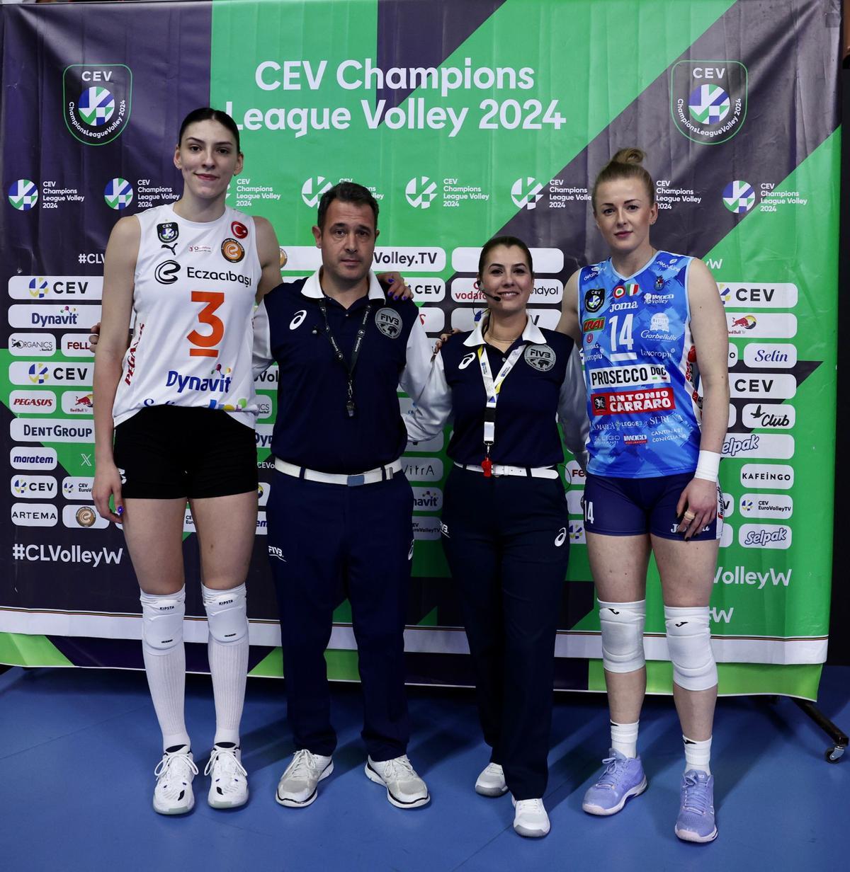 Mariola Rodríguez en la previa del partido de semifinales de Champions entre Eczacibasi y Conegliano