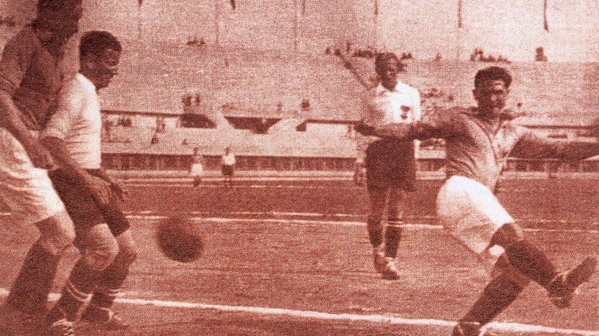 Bican, con la camiseta blanca de la selección de Austria, en el Mundial de 1934.