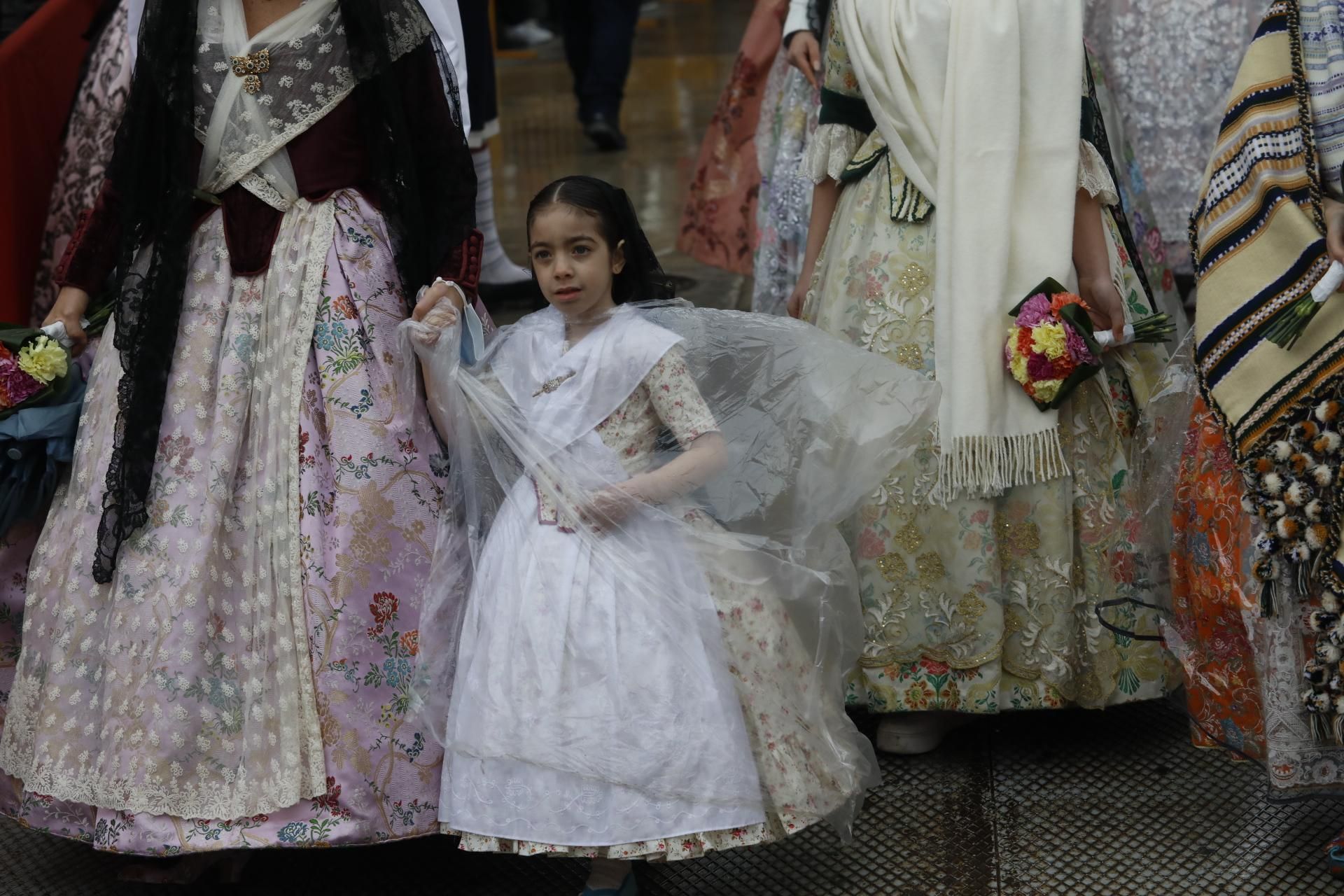 Búscate en el primer día de Ofrenda por la calle Quart (entre las 15.30 y las 17.00 horas)