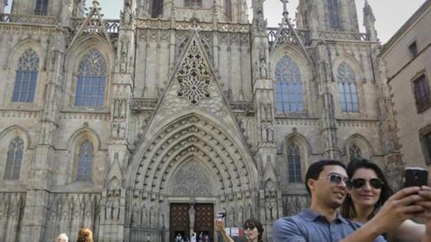 La Catedral de Barcelona descobreix un fragment de cançoner trobadoresc de la primera meitat del segle XIV