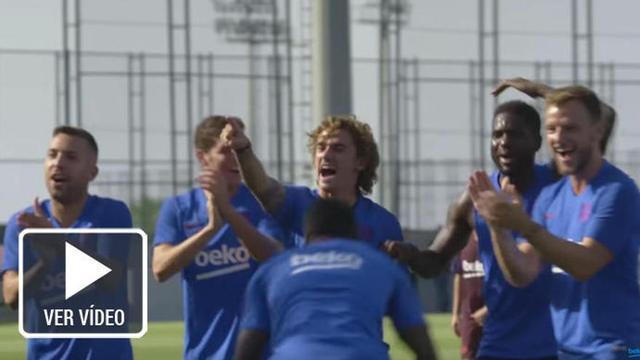 Los jugadores del Barça durante un entrenamiento.