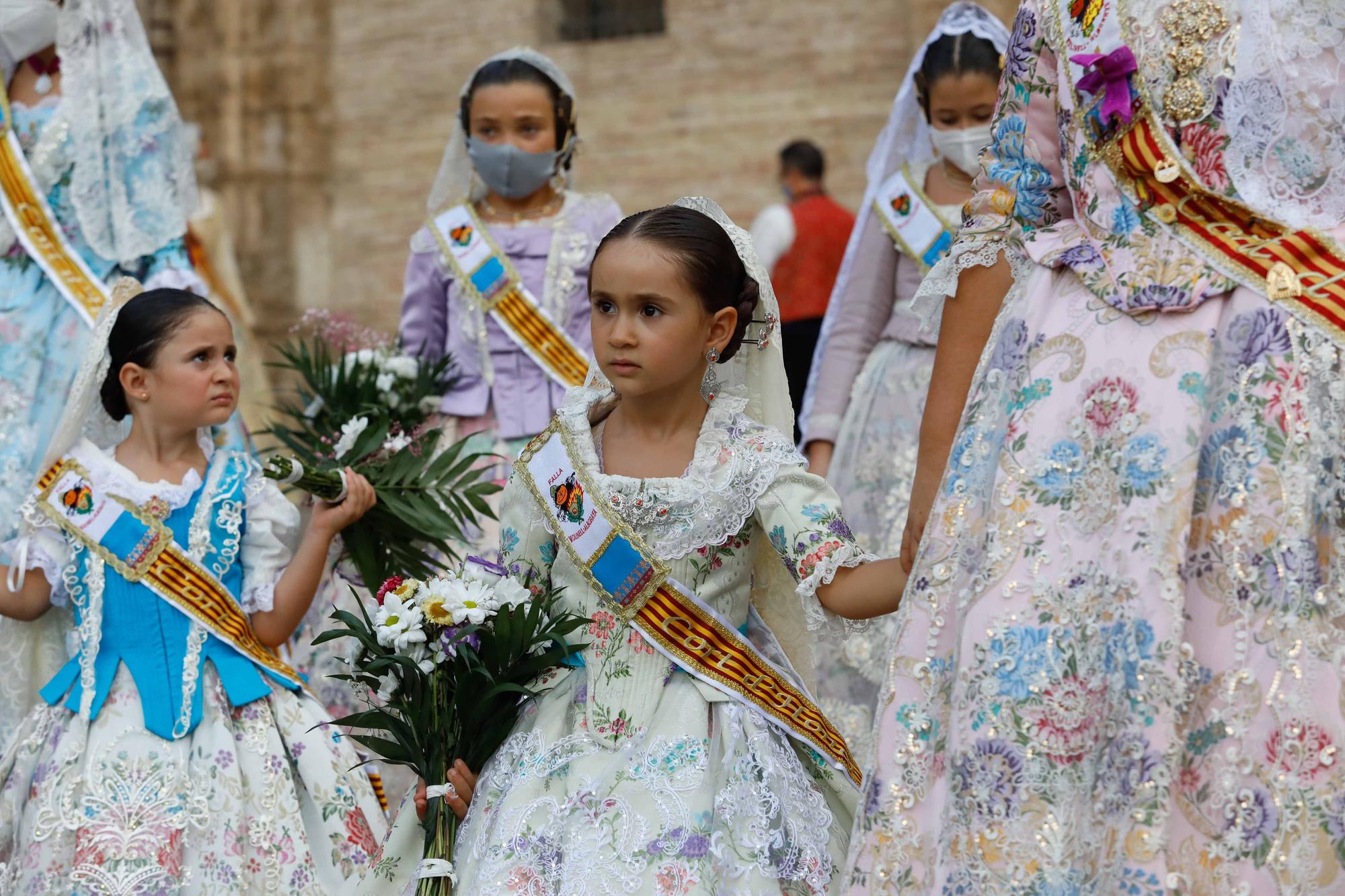 Búscate en el segundo día de Ofrenda por la calle del Mar (entre las 18.00 y las 19.00 horas).