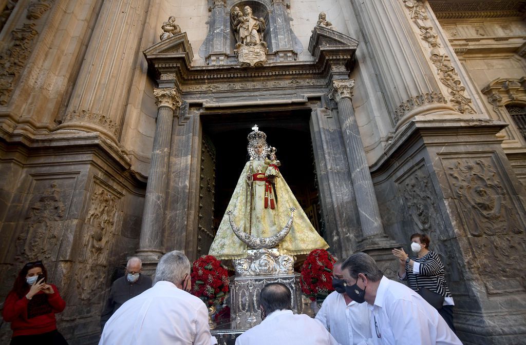 Así ha sido el regreso de la Virgen de la Fuensanta a su monasterio en Algezares