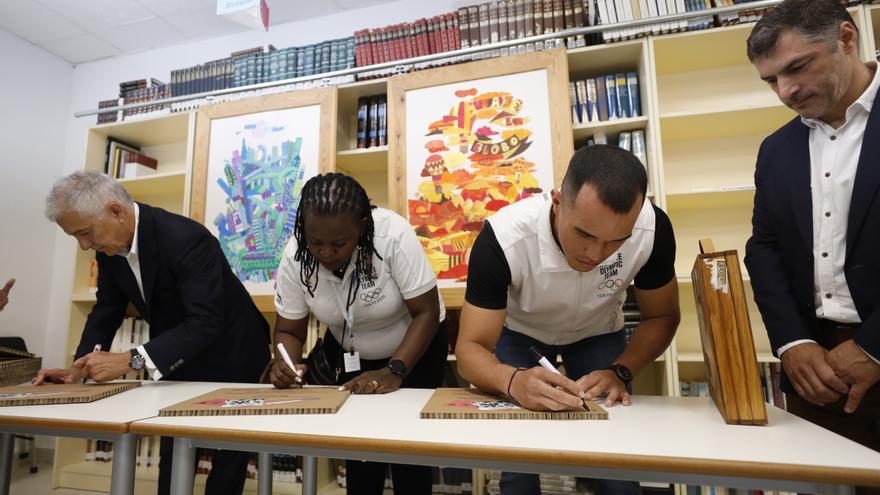 &quot;El respeto por los demás y por vosotros mismos es fundamental&quot;, advierte José Antonio Samaranch en un acto con estudiantes en Villaviciosa