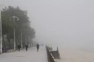 Samil se cubre de niebla después de un fin de semana de lleno absoluto