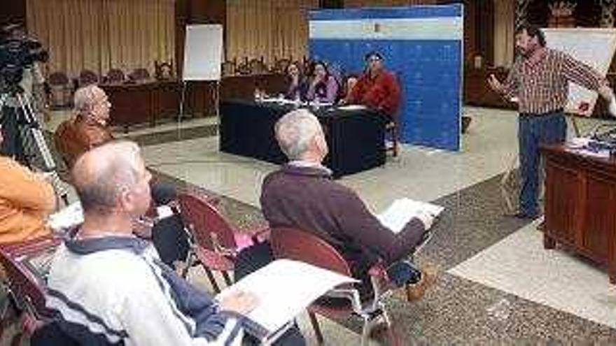 Primera reunión de las jornadas de participación ciudadana organizada por el Cabildo de Lanzarote