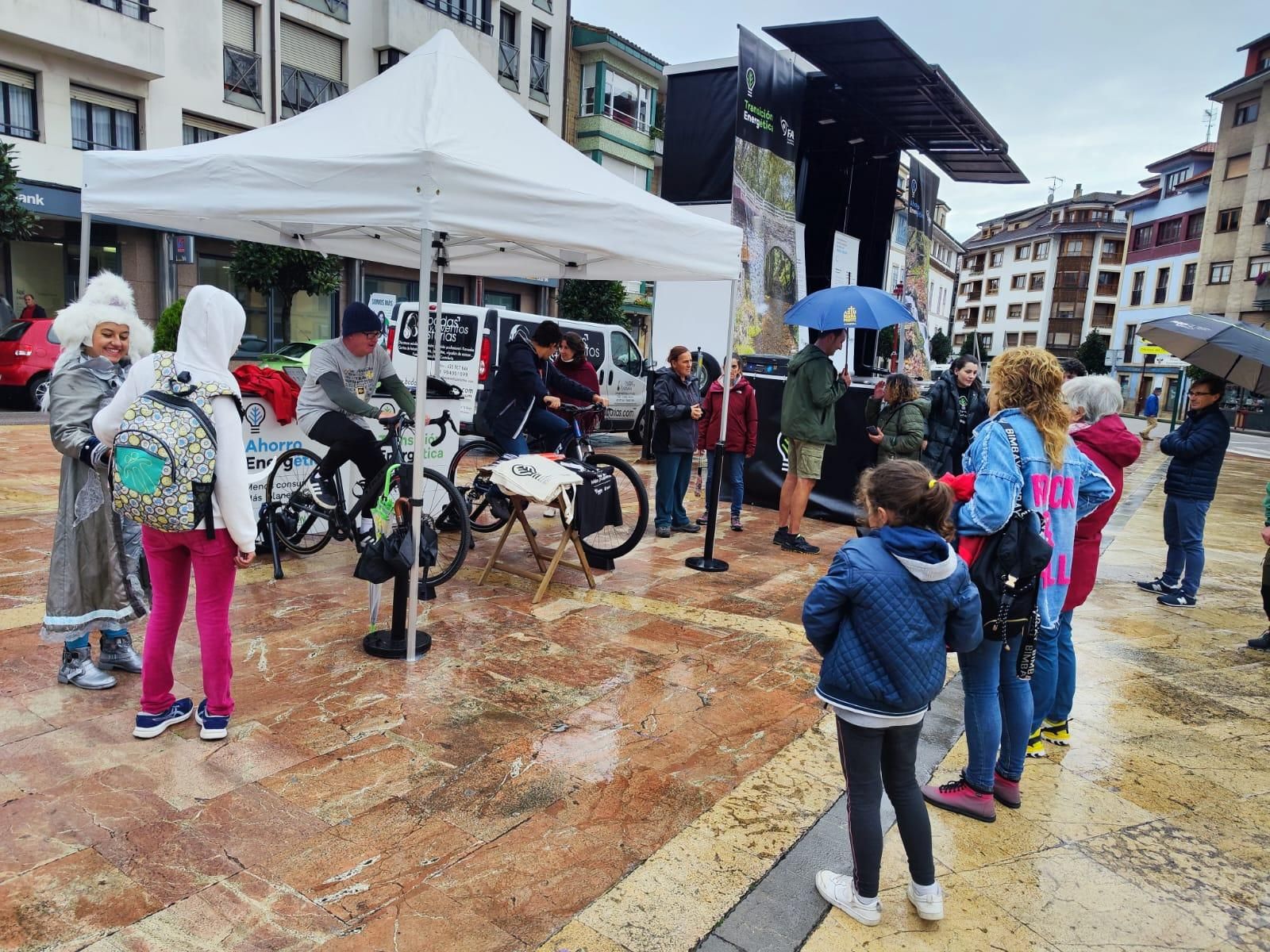 Villaviciosa convierte sus pedaladas en solidaridad con Raitana