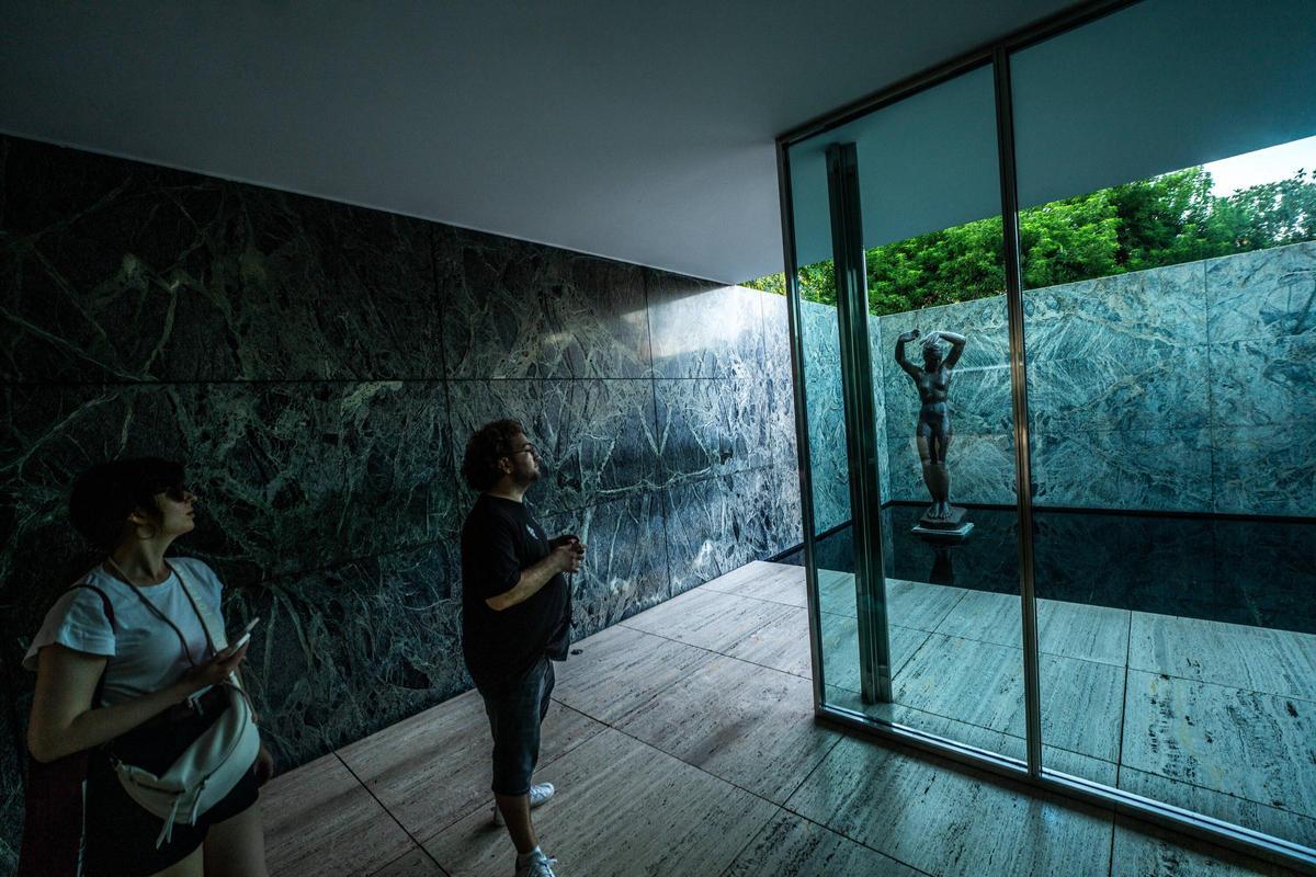 Visitas al Pabelló Mies Van der Rohe