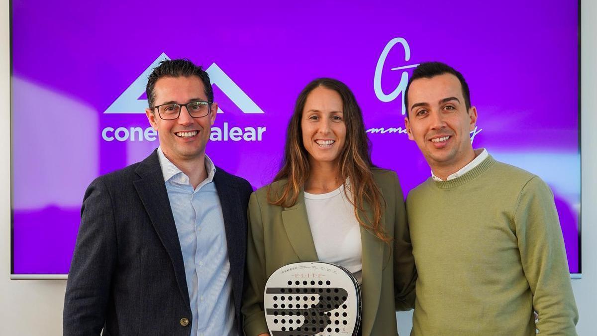 Joan Miquel Duran, Gemma Triay y Sebastià Riera, tras la firma del acuerdo.