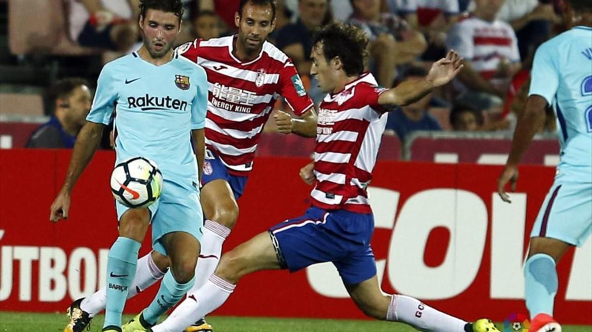 Abel Ruiz debutó como titular y lo celebró con su primer gol en Segunda ante el Granada