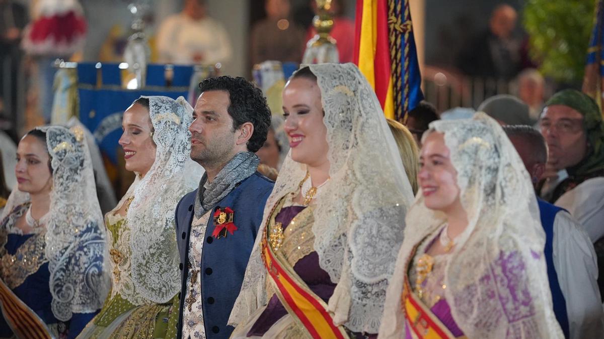 Devoción y emoción en la ofrenda de Paterna