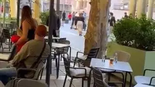 VÍDEO | Pelea multitudinaria en pleno centro de Manresa