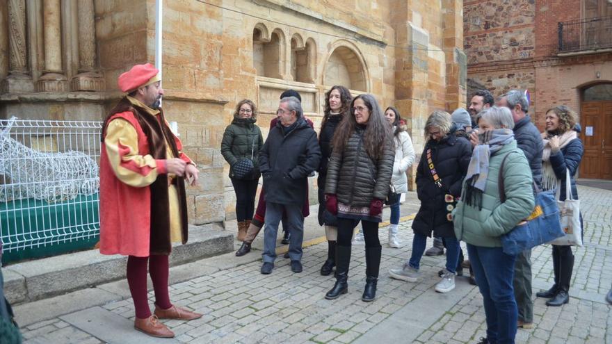 Visita turística guiada por el Conde de Pimentel. | E. P.