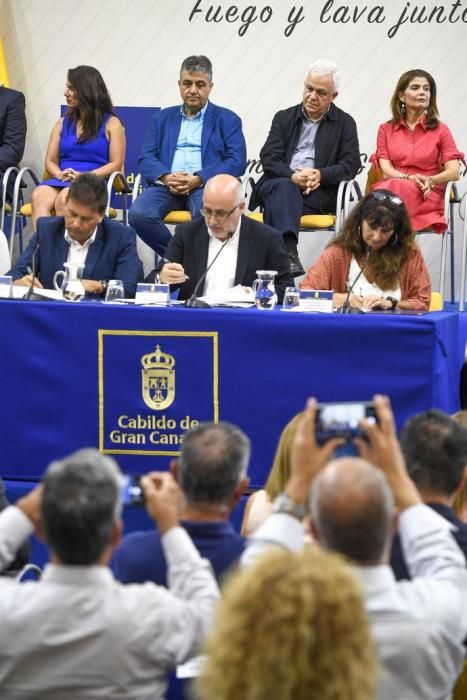 CANARIA. CABILDO INSULAR. LAS PALMAS DE GRAN CANARIA. Firma del pacto de Gobierno del Cabildo de Gran Canaria y presentación de las líneas estratégicas de trabajo. Fotos: Juan Castro  | 26/07/2019 | Fotógrafo: Juan Carlos Castro