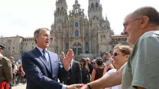 Feijóo afirma que ante el fuego "todos somos uno" y que toca "refrescar el ambiente político"