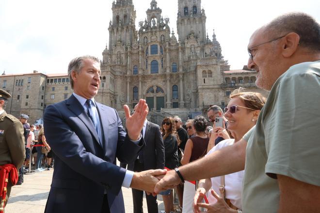 Feijóo afirma que ante el fuego "todos somos uno" y que toca "refrescar el ambiente político"