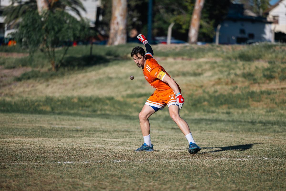 Puchol, en joc internacional, on la selecció signà el bronze.