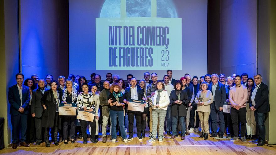 Figueres recupera la Nit del Comerç i premia establiments emblemàtics