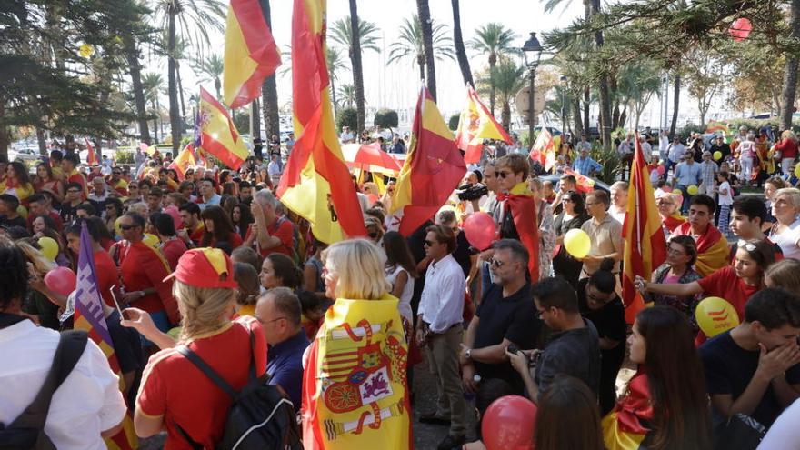 Más de 300 personas se manifiestan en Palma en el día de la Hispanidad