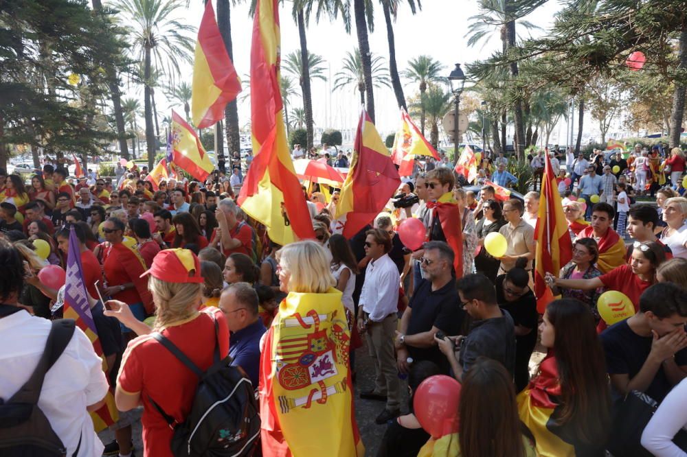 Más de 300 personas se manifiestan en Palma en el día de la Hispanidad