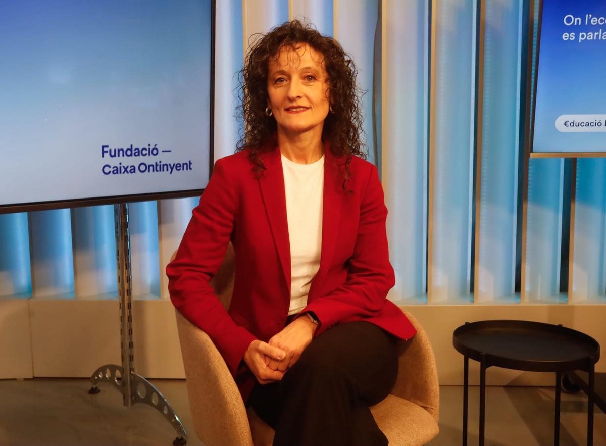Elena Enguix,  responsable del programa de Educación Financiera de la Fundació Caixa Ontinyent.