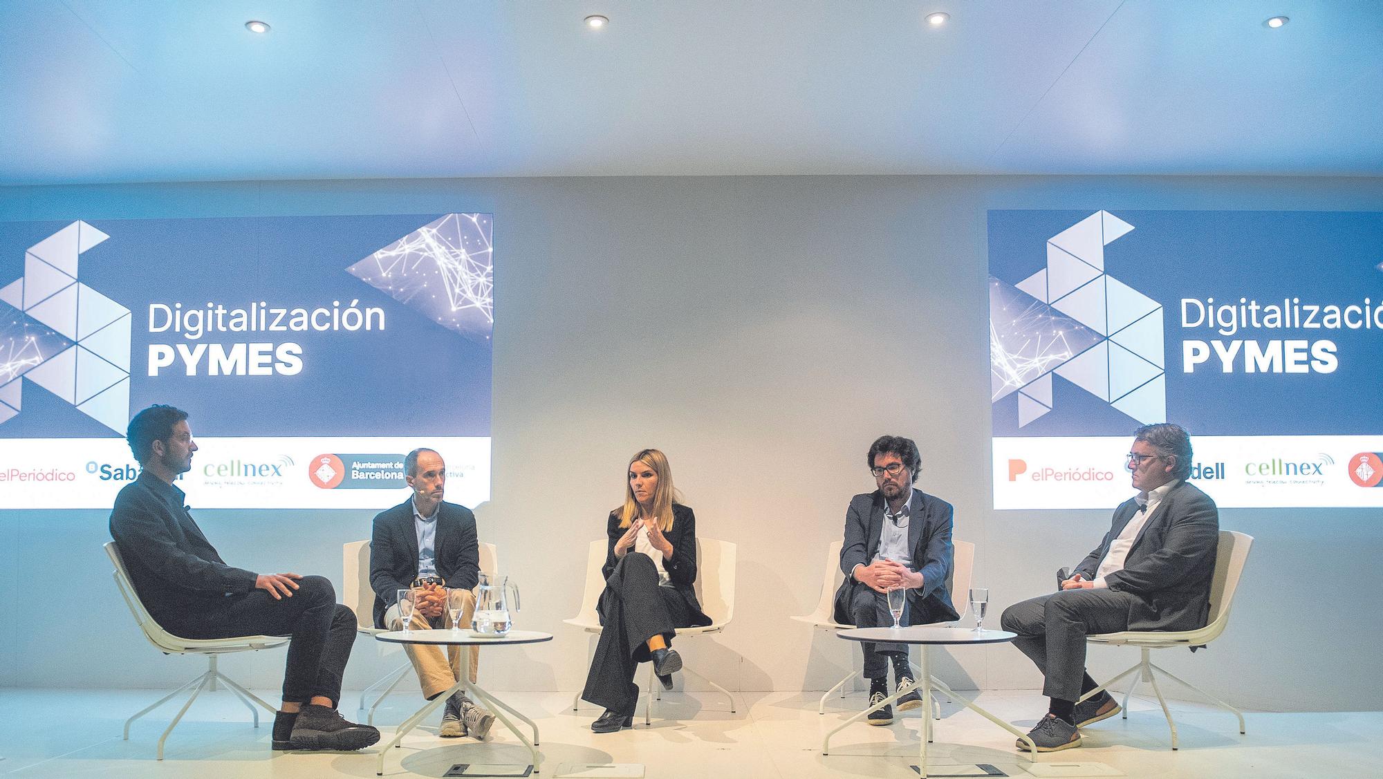 Mesa redonda sobre pymes y digitalización en el edificio MediaTIC