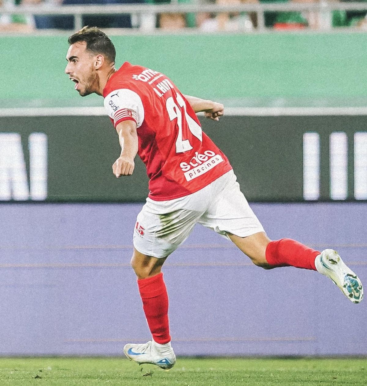 Ricardo Horta celebra un gol con el Sporting de Braga.