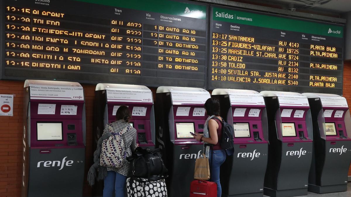 Renfe y Adif sufren un ciberataque que expone nombres y correos de clientes